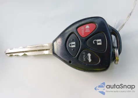 2009 Toyota Camry Le из США, поврежденный, VIN 4T4BE46K09R106353